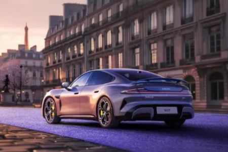 【獨家揭秘】小米SU7巴黎奧運驚艷亮相，工業(yè)刷背后的技術(shù)奇跡！